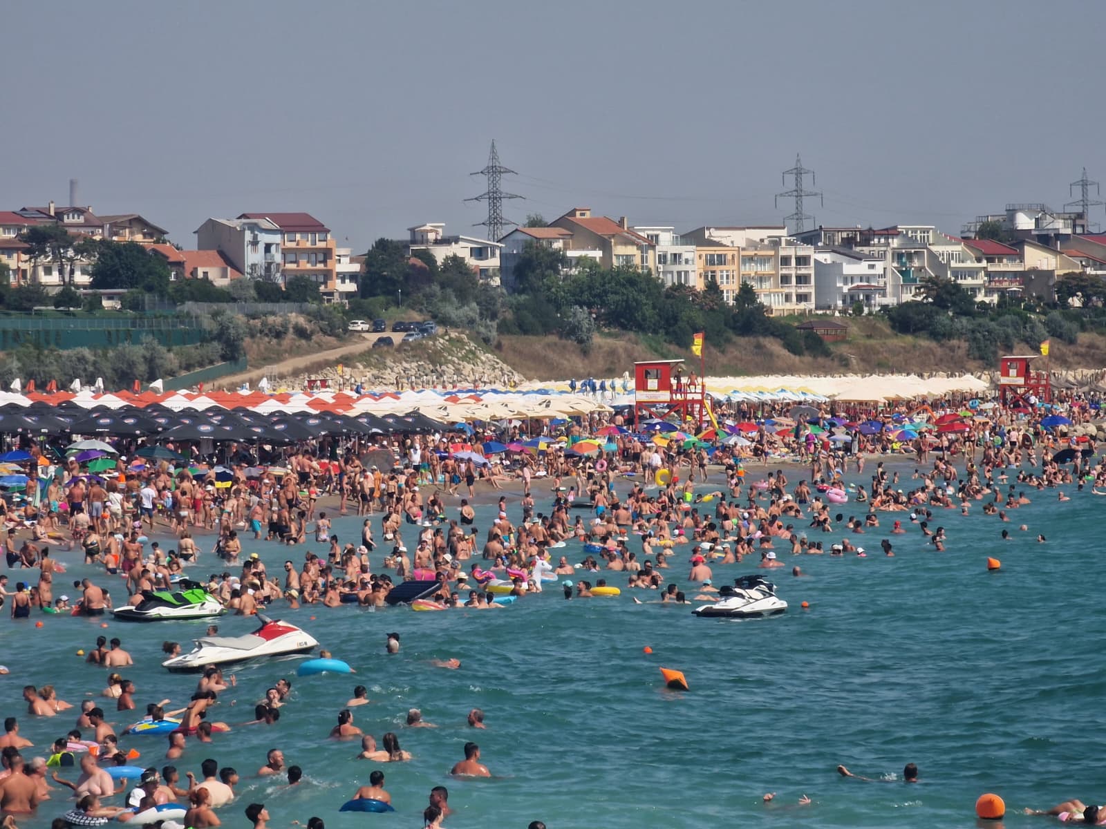 Plaja aglomerata Eforie